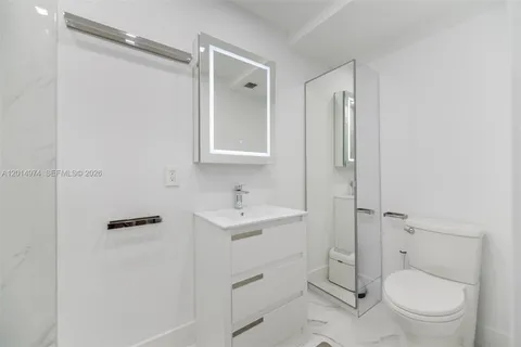 $590,000 | 1980 South Ocean Drive, Unit PHM, Hallandale Beach, FL 33009