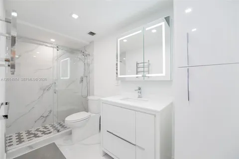 $590,000 | 1980 South Ocean Drive, Unit PHM, Hallandale Beach, FL 33009