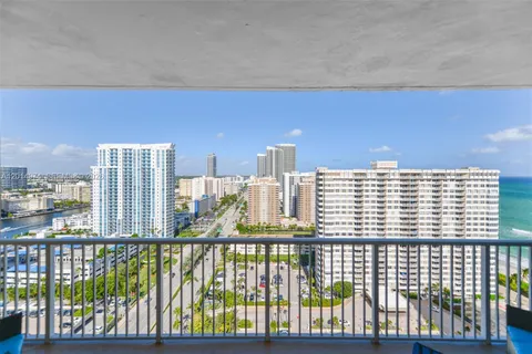 $590,000 | 1980 South Ocean Drive, Unit PHM, Hallandale Beach, FL 33009