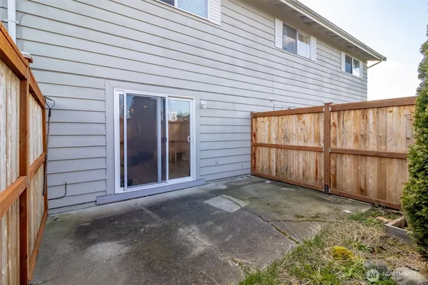 $350,000 | 12416 Southeast 272nd Street, Unit C, Kent, WA 98030