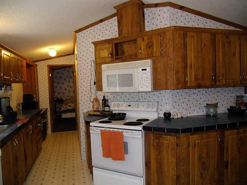 183 Harshaville Road Clinton, PA 15026 - Photo 10 of 18 Kitchen.