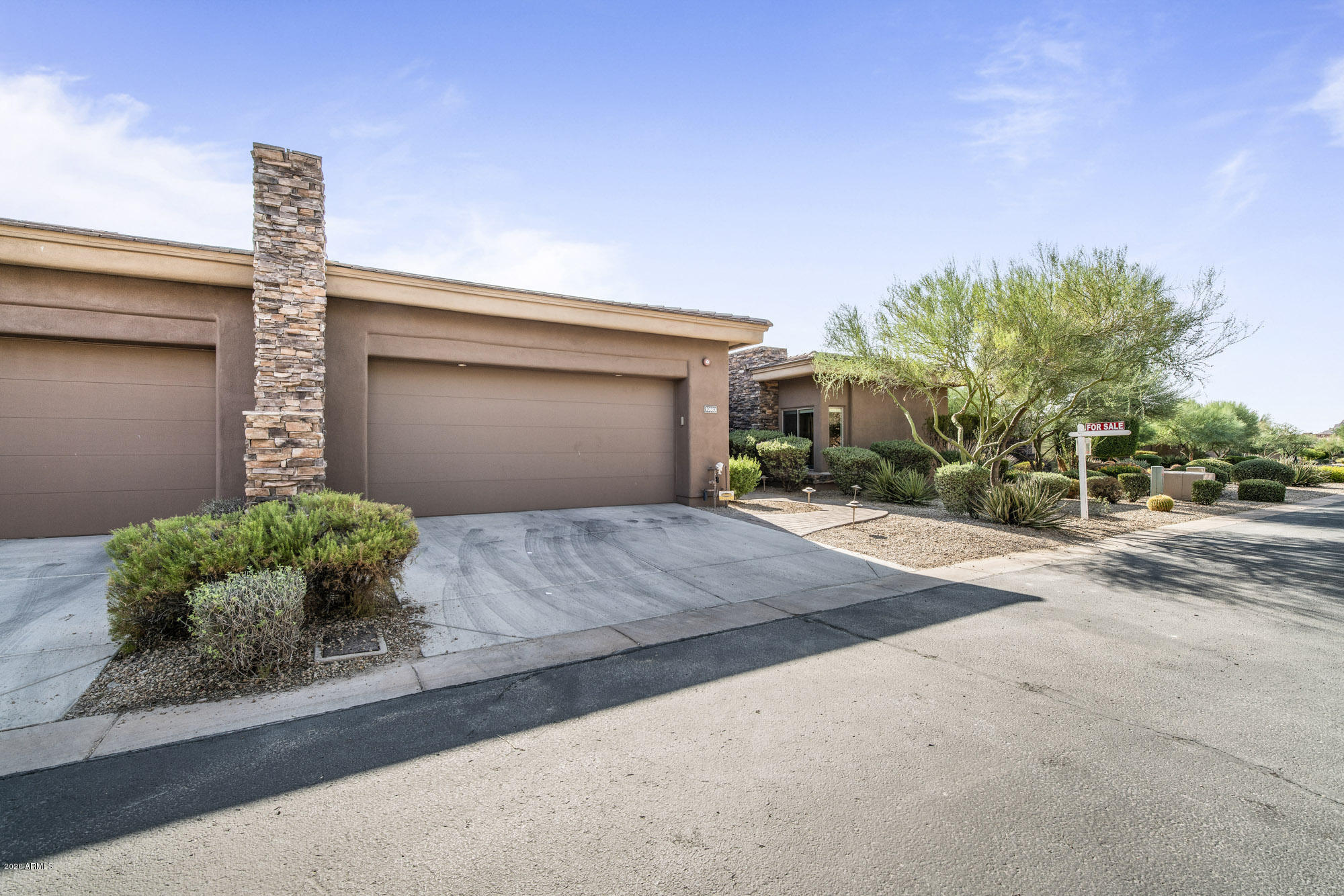 10883 East La Junta Road Scottsdale, AZ 85255 - Photo 39 of 54 Driveway