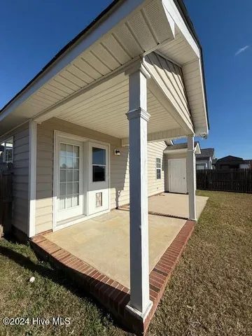 $1,700 | 729 Seneca Court, Winterville, NC 28590