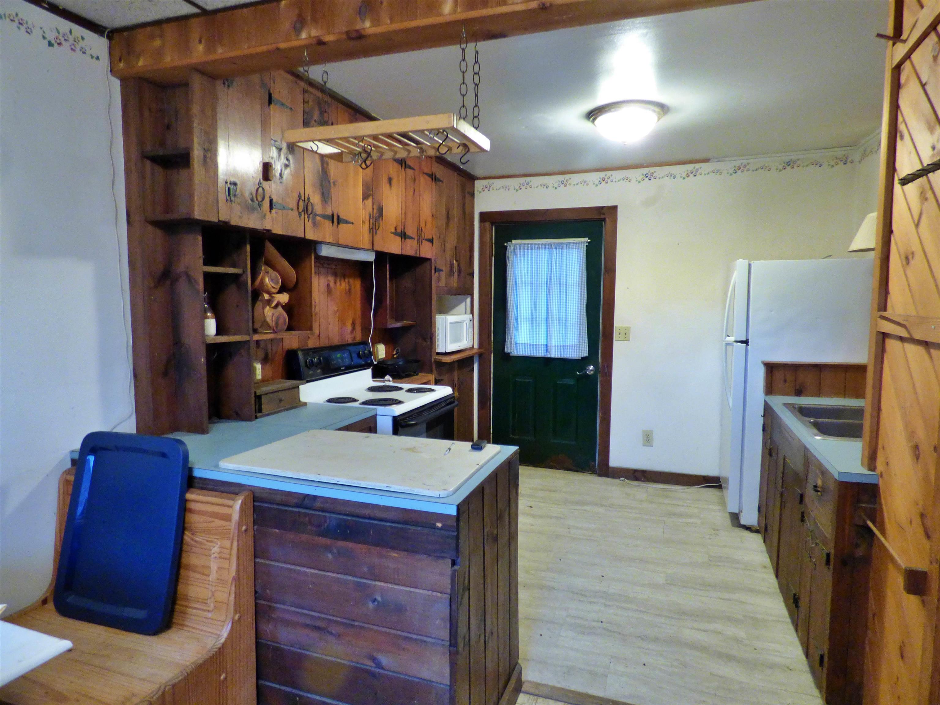471 Glen Road Newport, VT 05855 - Photo 3 of 22 Gallery Image 3