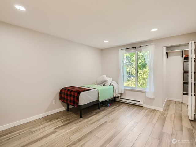 $405,000 | 14450 Northeast 31st Street, Unit J208, Bellevue, WA 98007