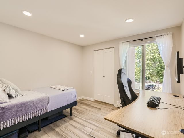 $405,000 | 14450 Northeast 31st Street, Unit J208, Bellevue, WA 98007