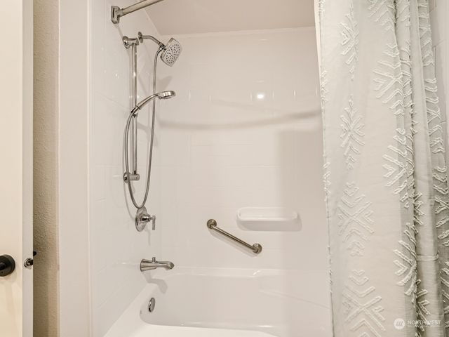 $405,000 | 14450 Northeast 31st Street, Unit J208, Bellevue, WA 98007