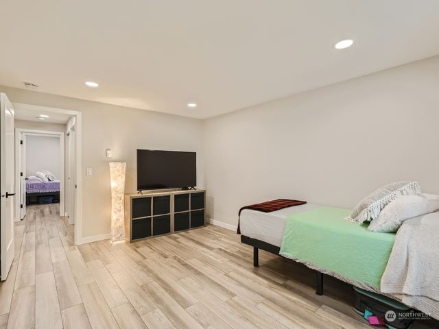 $405,000 | 14450 Northeast 31st Street, Unit J208, Bellevue, WA 98007