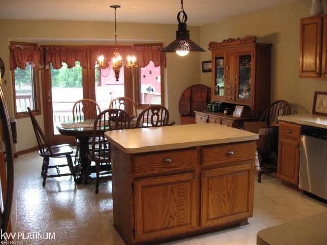 53497 Jewell Road Utica, MI 48315 - Photo 16 of 38 31317922-20.JPG