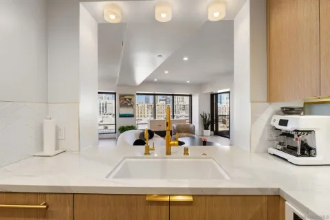 $1,179,900 | 200 Harbor Drive, Unit 1001, San Diego, CA 92101