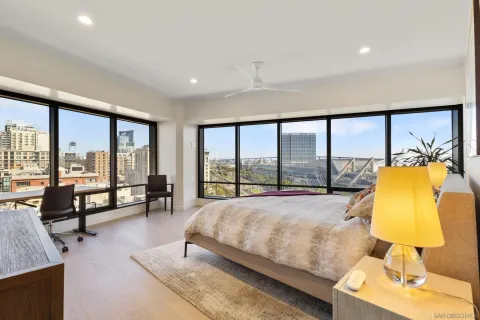$1,179,900 | 200 Harbor Drive, Unit 1001, San Diego, CA 92101
