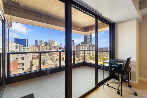 $1,179,900 | 200 Harbor Drive, Unit 1001, San Diego, CA 92101