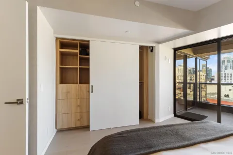 $1,179,900 | 200 Harbor Drive, Unit 1001, San Diego, CA 92101