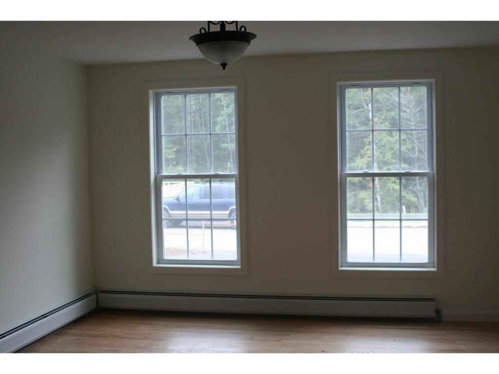 41 Nottingham Lane Rochester, NH 03868 - Photo 3 of 7 Gallery Image 3