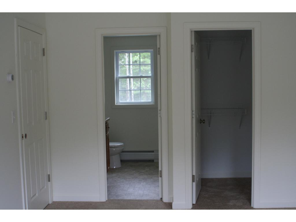 41 Nottingham Lane Rochester, NH 03868 - Photo 5 of 7 Gallery Image 5