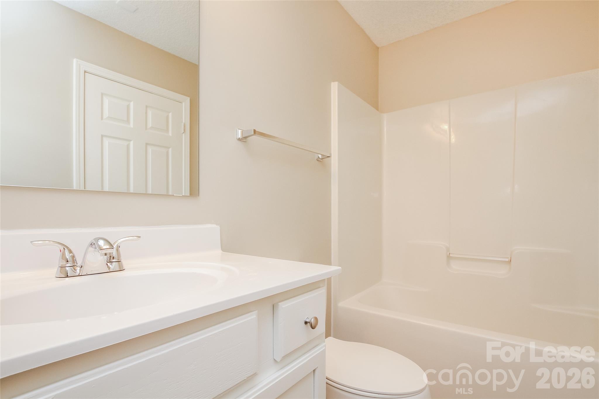 5008 Deerton Road Charlotte, NC 28269 - Photo 12 of 15