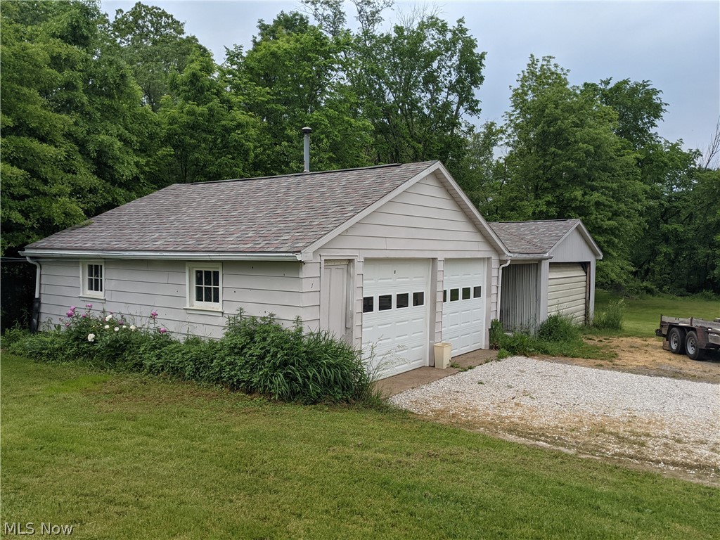 23950 Center Road Homeworth, OH 44634 - Photo 12 of 27