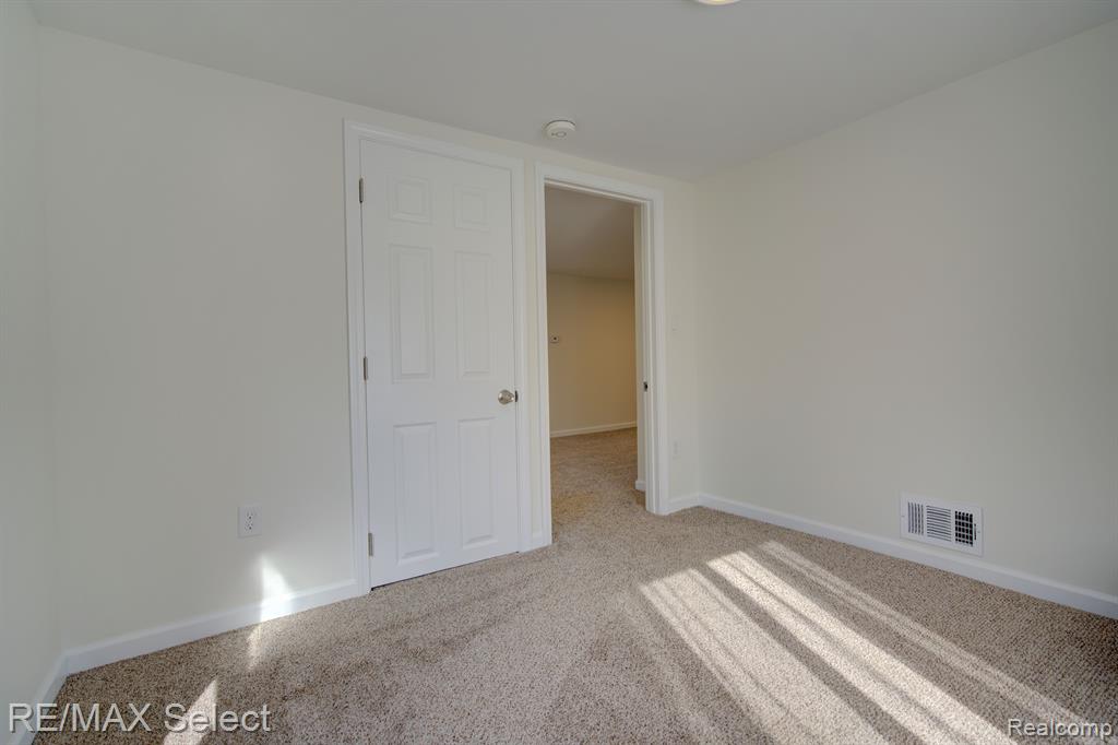 10312 Nichols Road Montrose, MI 48457 - Photo 14 of 27 Gallery Image 14