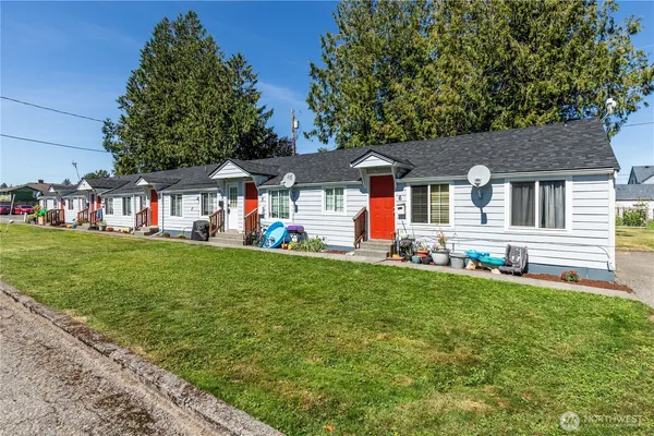 $2,650,000 | 2054 Roosevelt Avenue, Enumclaw, WA 98022