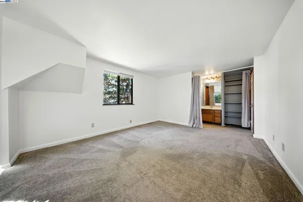 an empty room with closet