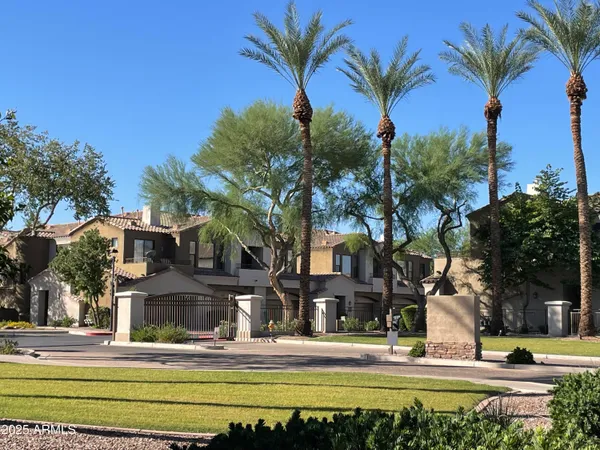 $410,000 | 3131 East Legacy Drive, Unit 2008, Phoenix, AZ 85042