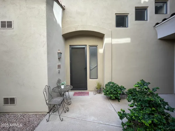 $410,000 | 3131 East Legacy Drive, Unit 2008, Phoenix, AZ 85042