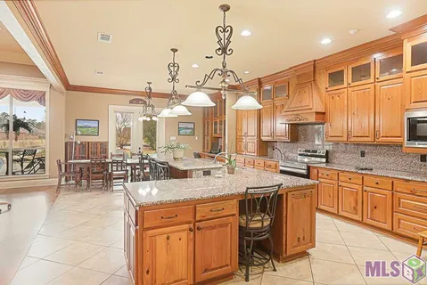 $565,000 | 6919 Lagoon Court, Greenwell Springs, LA 70739