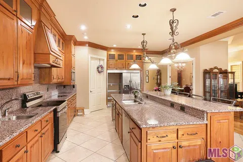 $565,000 | 6919 Lagoon Court, Greenwell Springs, LA 70739