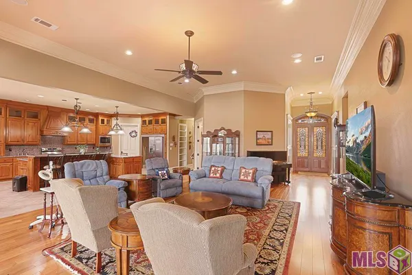 $565,000 | 6919 Lagoon Court, Greenwell Springs, LA 70739