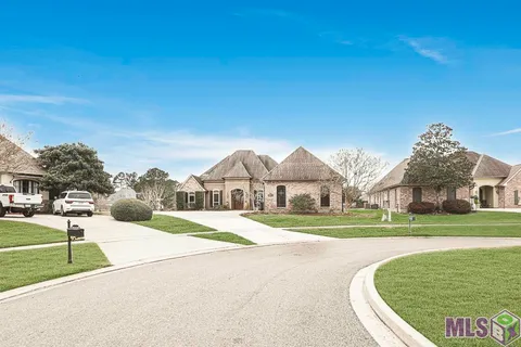 $565,000 | 6919 Lagoon Court, Greenwell Springs, LA 70739