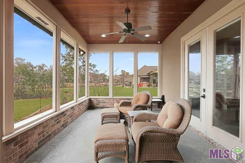 $565,000 | 6919 Lagoon Court, Greenwell Springs, LA 70739