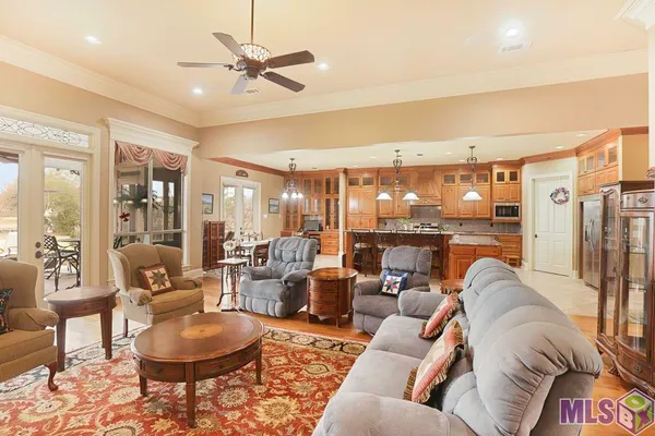 $565,000 | 6919 Lagoon Court, Greenwell Springs, LA 70739