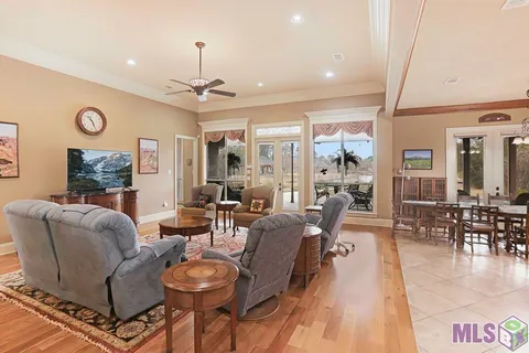 $565,000 | 6919 Lagoon Court, Greenwell Springs, LA 70739