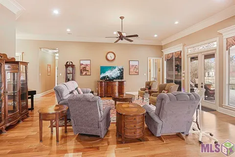 $565,000 | 6919 Lagoon Court, Greenwell Springs, LA 70739