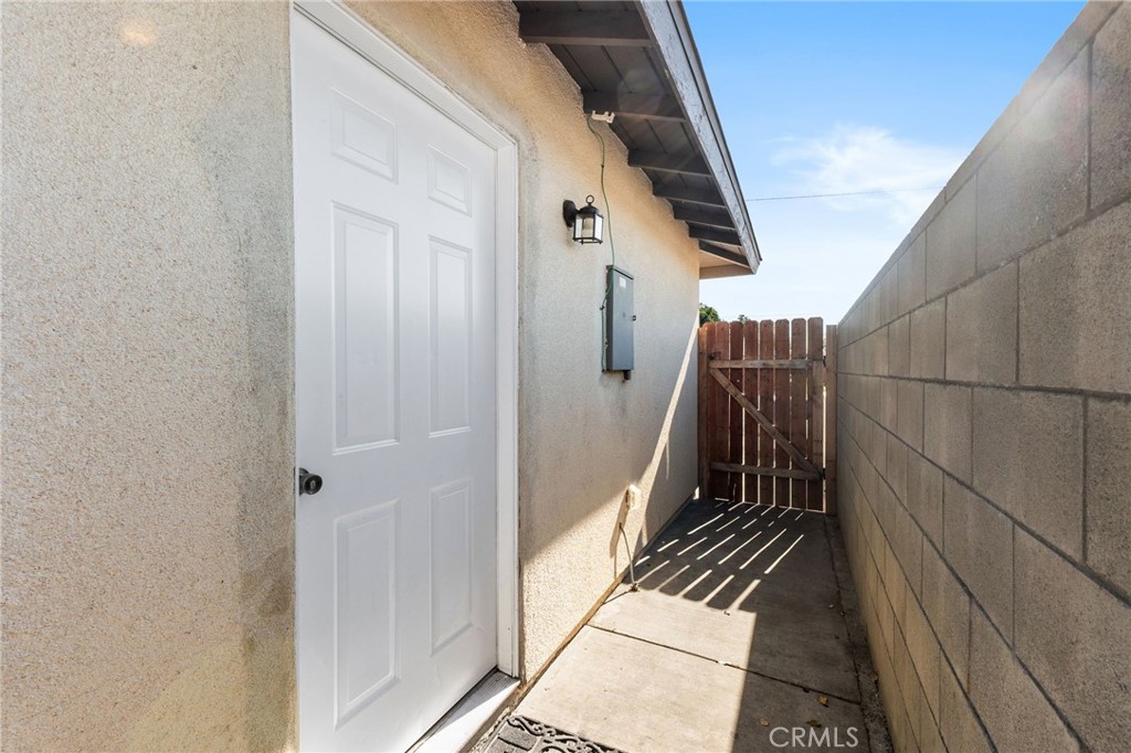 5506 Corwin Lane Riverside, CA 92503 - Photo 20 of 32