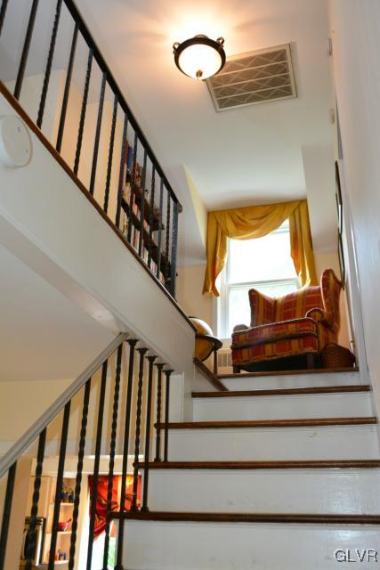 961 Oplinger Road Allentown, PA 18106 - Photo 19 of 37 Steps leading to second floor loft/library cove.
