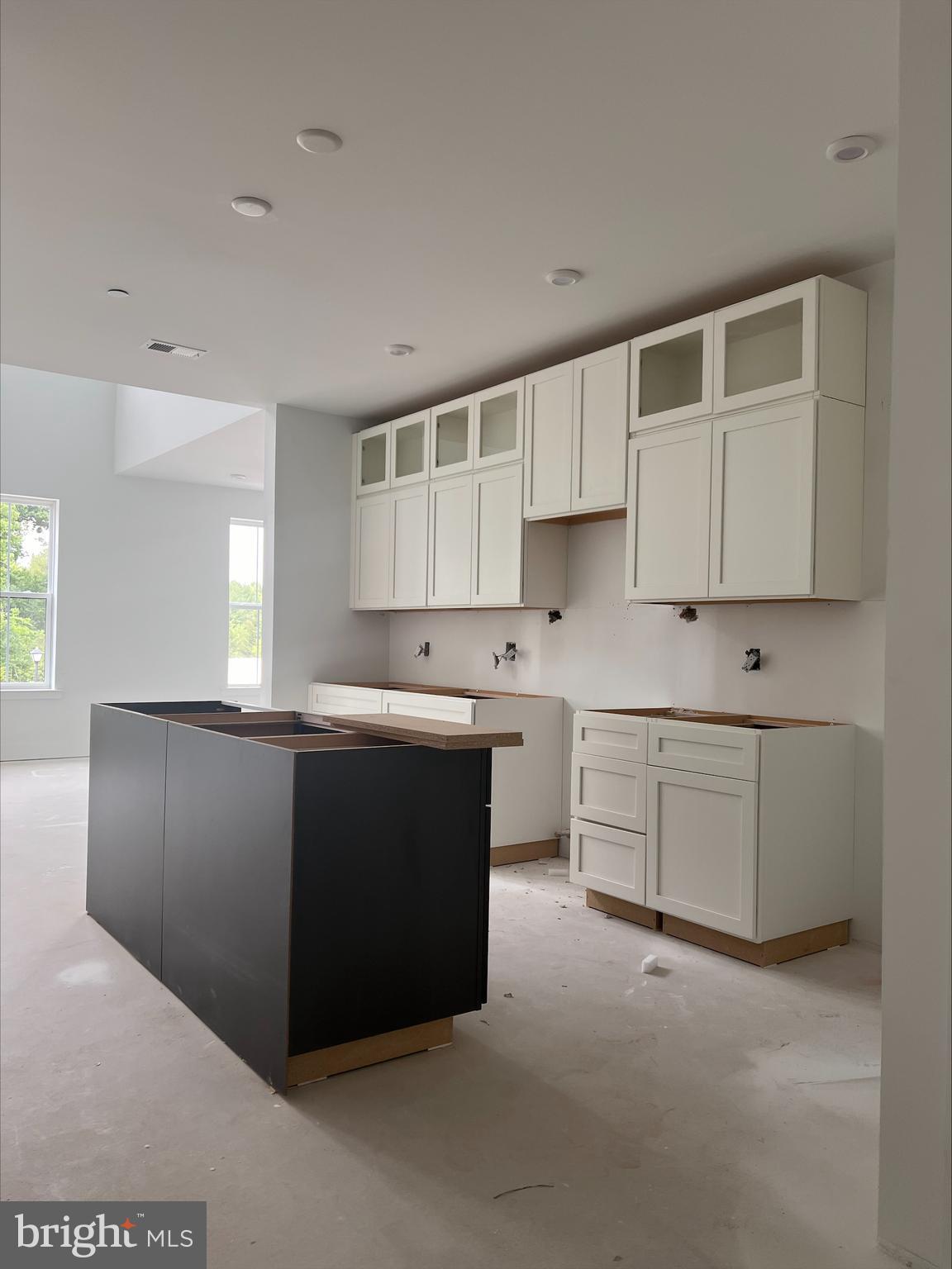 6203 Vivaldi Road Princeton, NJ 08540 - Photo 2 of 5