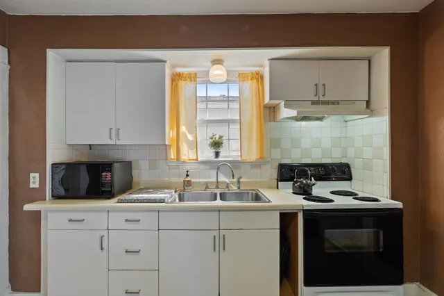 $299,000 | 2659 North Walnut Street, Spokane, WA 99205