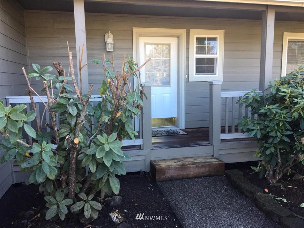 8005 188th Avenue Southwest Rochester, WA 98579 - Photo 2 of 25 Gallery Image 2