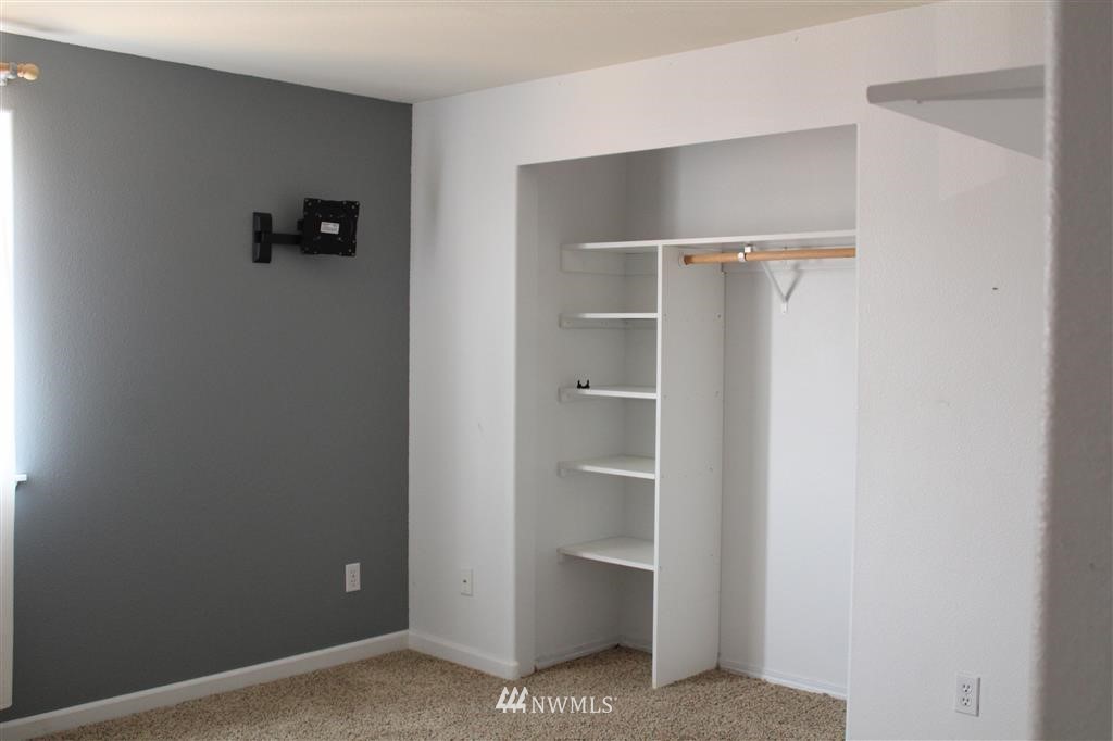 8005 188th Avenue Southwest Rochester, WA 98579 - Photo 12 of 25 Gallery Image 12
