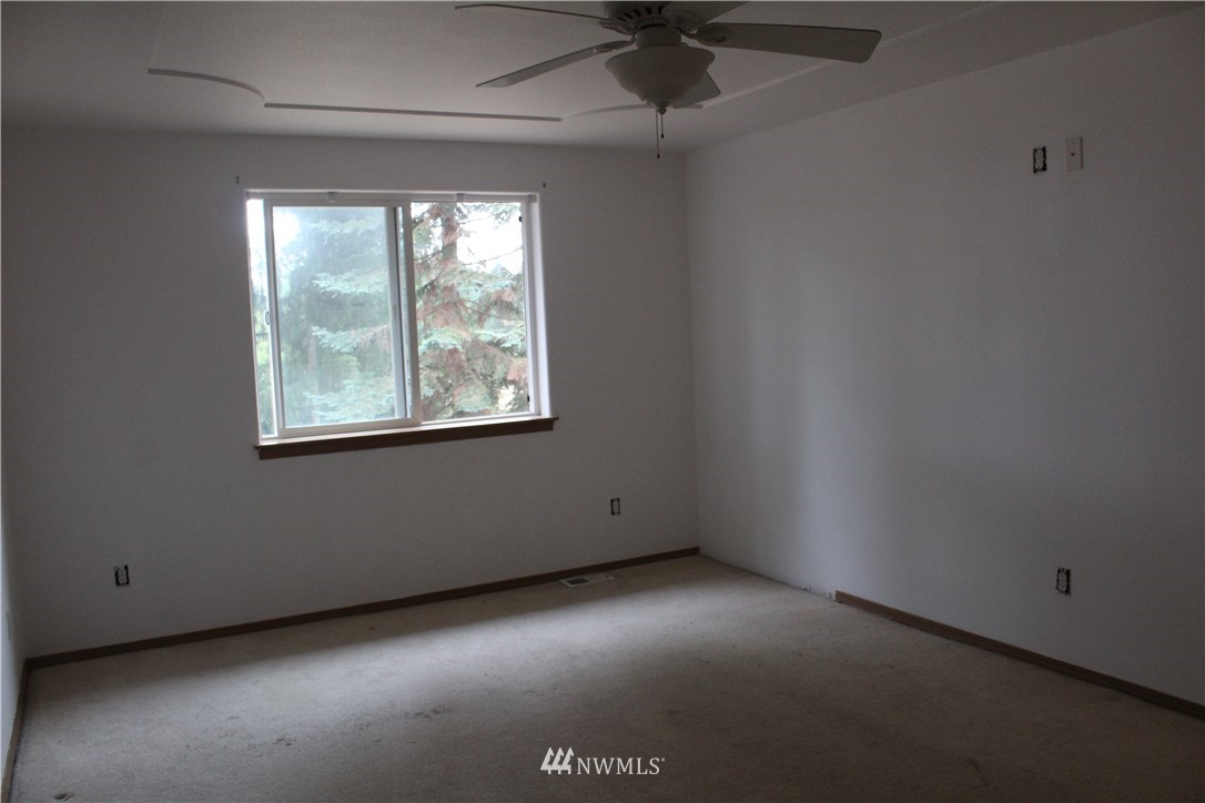 8005 188th Avenue Southwest Rochester, WA 98579 - Photo 16 of 25 Gallery Image 16