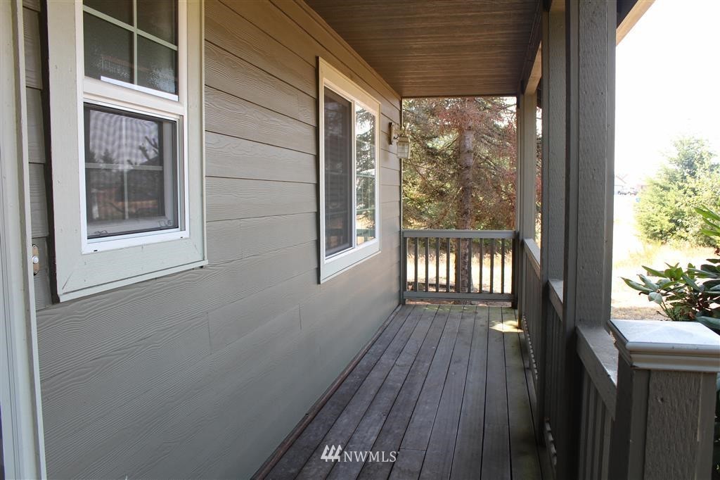8005 188th Avenue Southwest Rochester, WA 98579 - Photo 3 of 25 Gallery Image 3