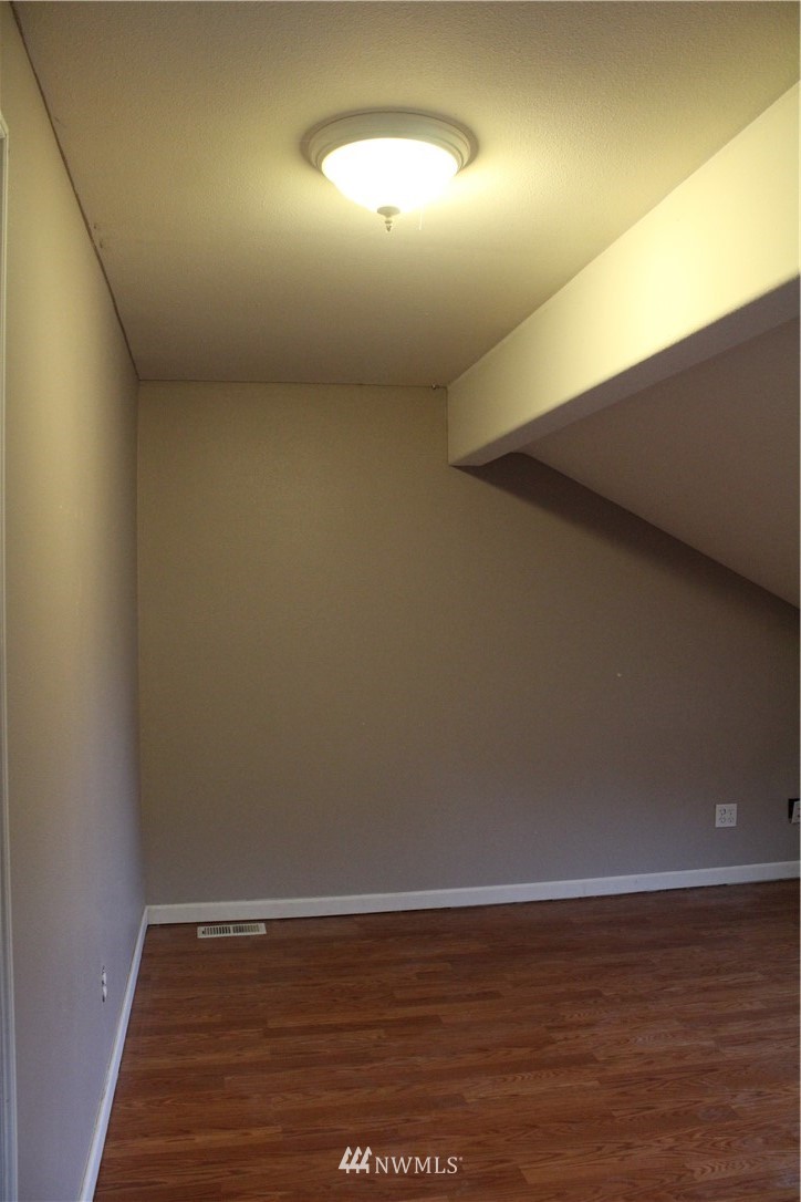 8005 188th Avenue Southwest Rochester, WA 98579 - Photo 21 of 25 Gallery Image 21
