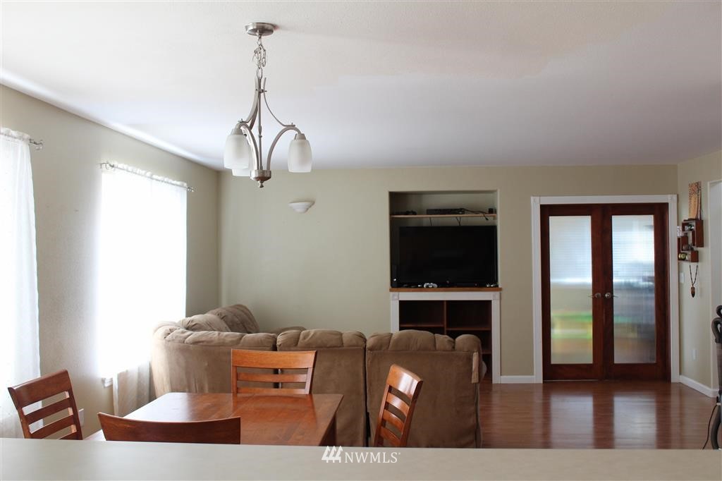 8005 188th Avenue Southwest Rochester, WA 98579 - Photo 7 of 25 Gallery Image 7