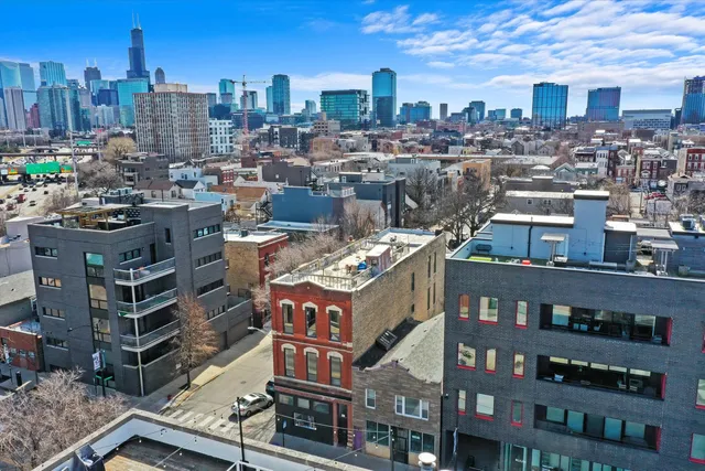 $556,800 | 1303 West Chicago Avenue, Chicago, IL 60642