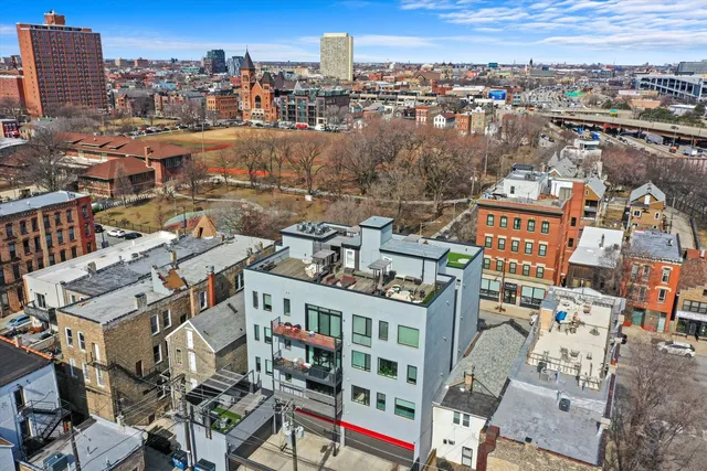 $556,800 | 1303 West Chicago Avenue, Chicago, IL 60642