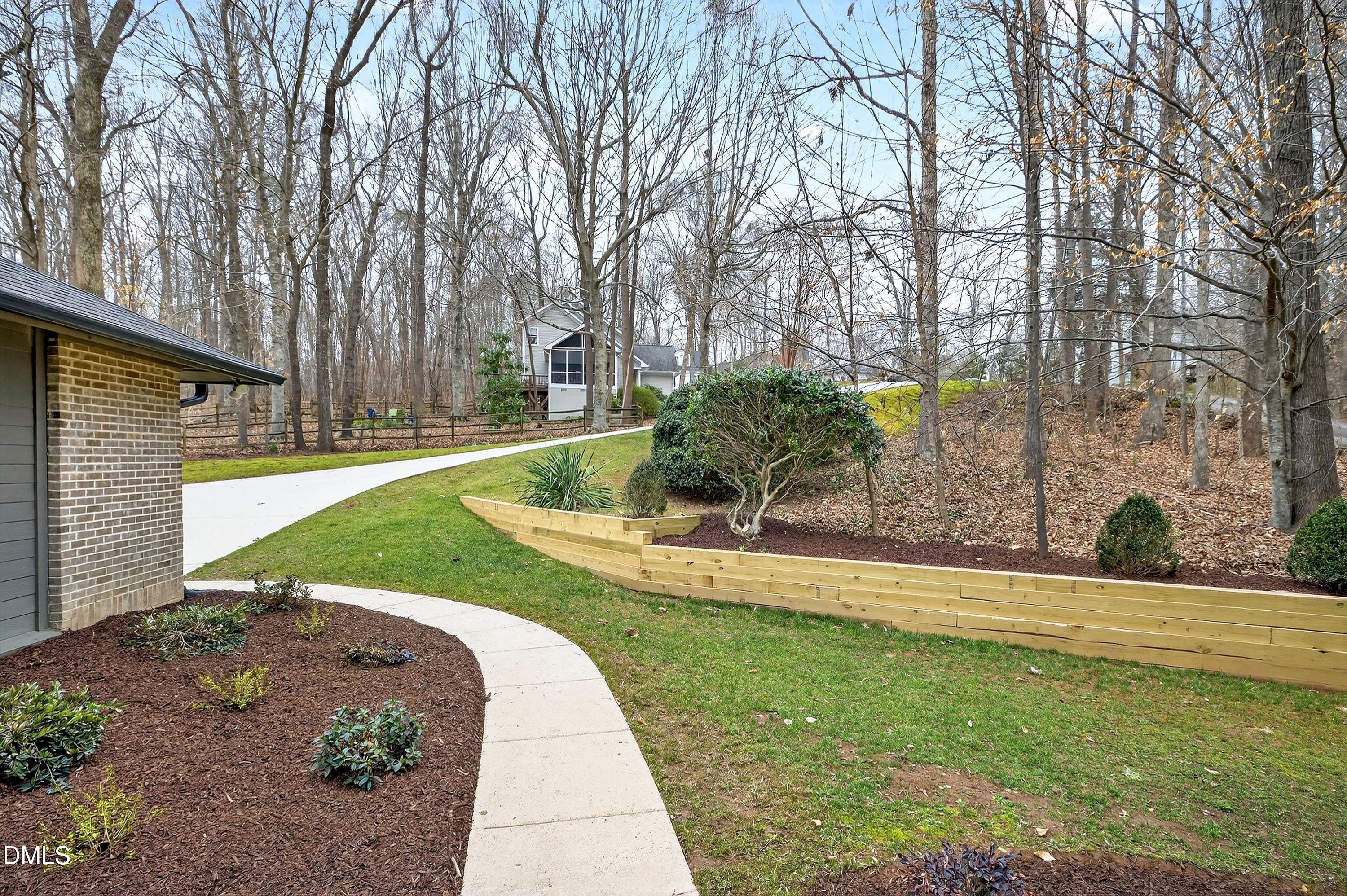 3304 Abney Place Raleigh, NC 27607 - Photo 11 of 55 Front Yard