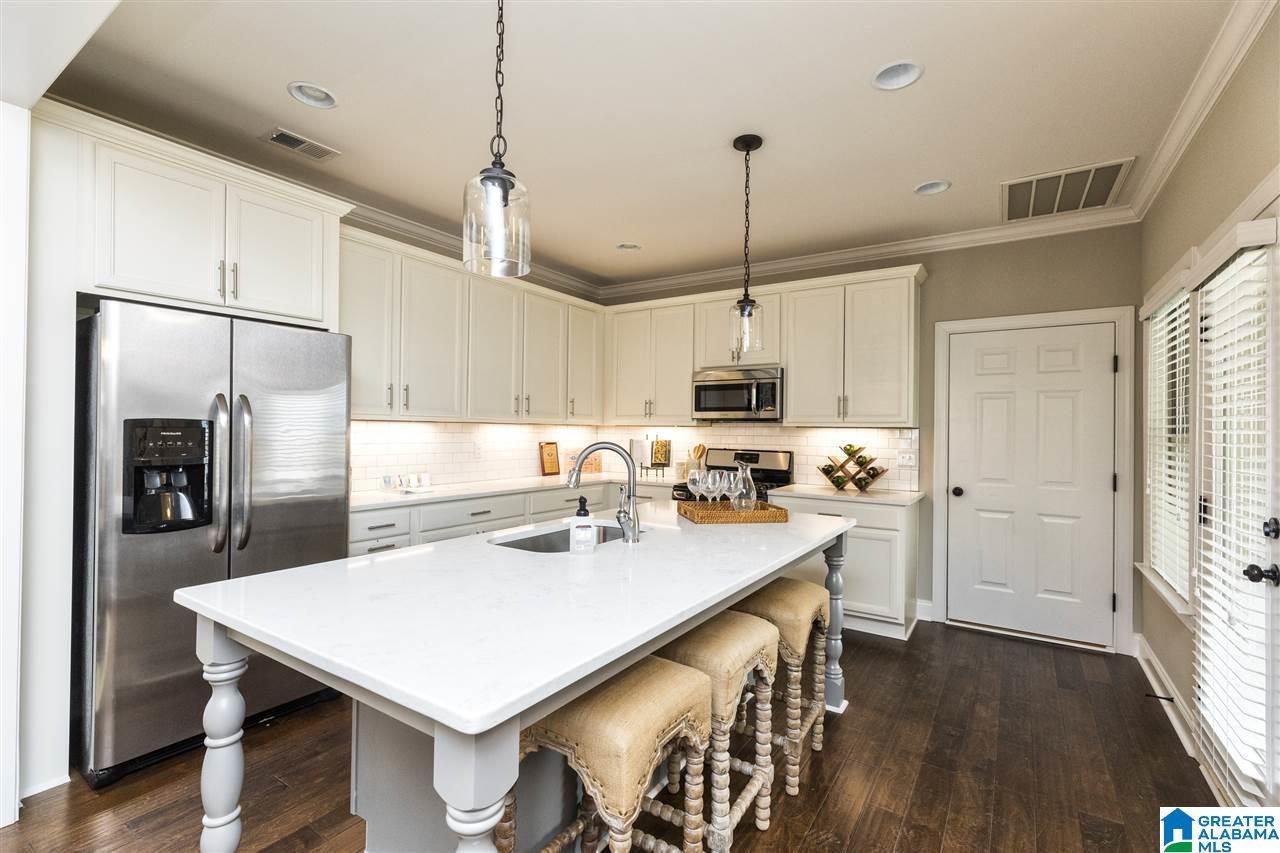 6527 Spring Street Trussville, AL 35173 - Photo 10 of 41