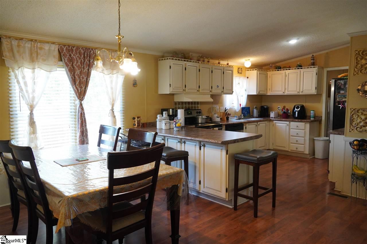 105 Sagewood Court Fountain Inn, SC 29644 - Photo 9 of 24 Gallery Image 9