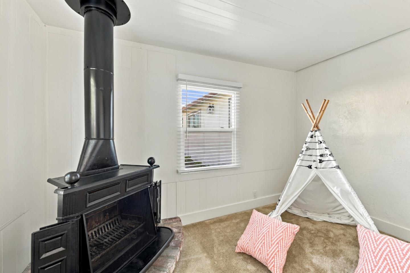 28333 Sparrow Road Hayward, CA 94545 - Photo 32 of 43 Gallery Image 32
